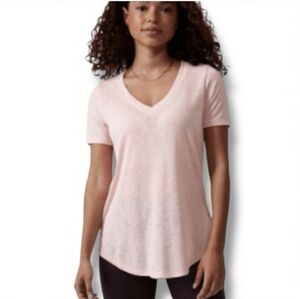 Athleta Breezy Scoop V-Neck Tee in Maritime Pink. Size 1X. NWT. #404783
